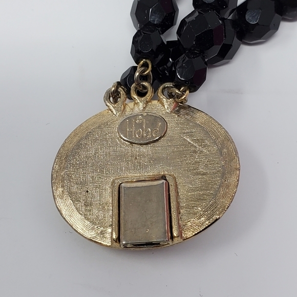 VINTAGE HOBE SIGNED THREE STRAND BLACK FACETED BEAD NECKLACE BOX CLASP JEWELRY - Picture 10 of 12